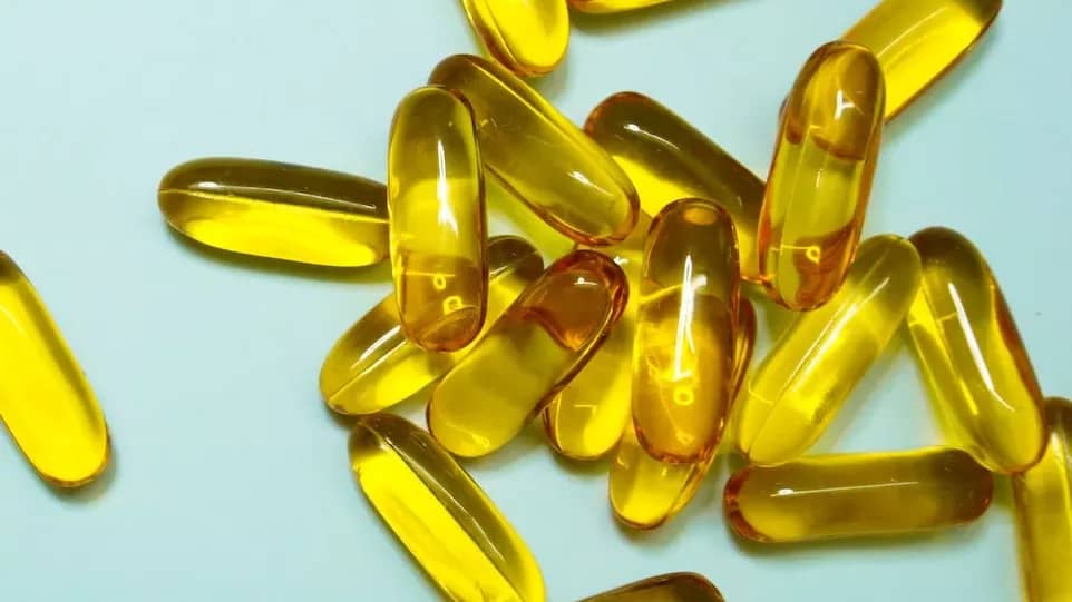 brown and yellow medication tablets